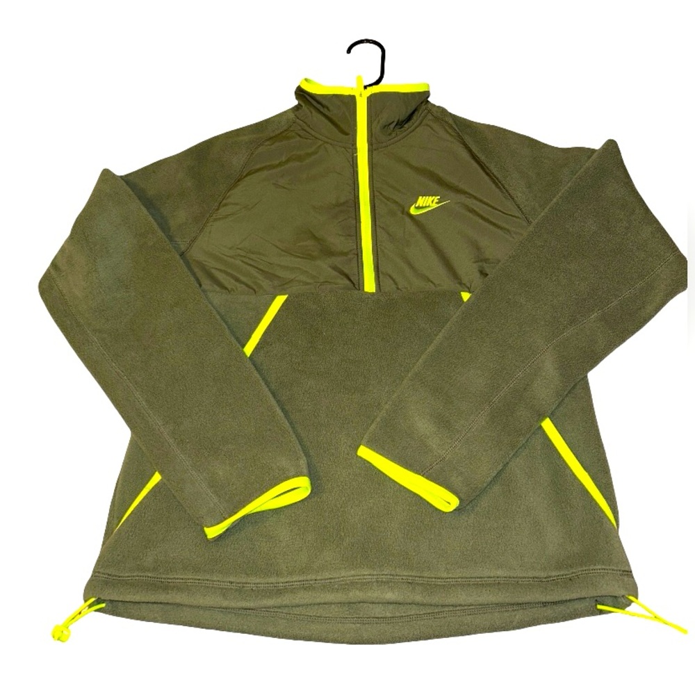 Boys Nike Olive Fleece Pullover with Yellow Accents. Like New.